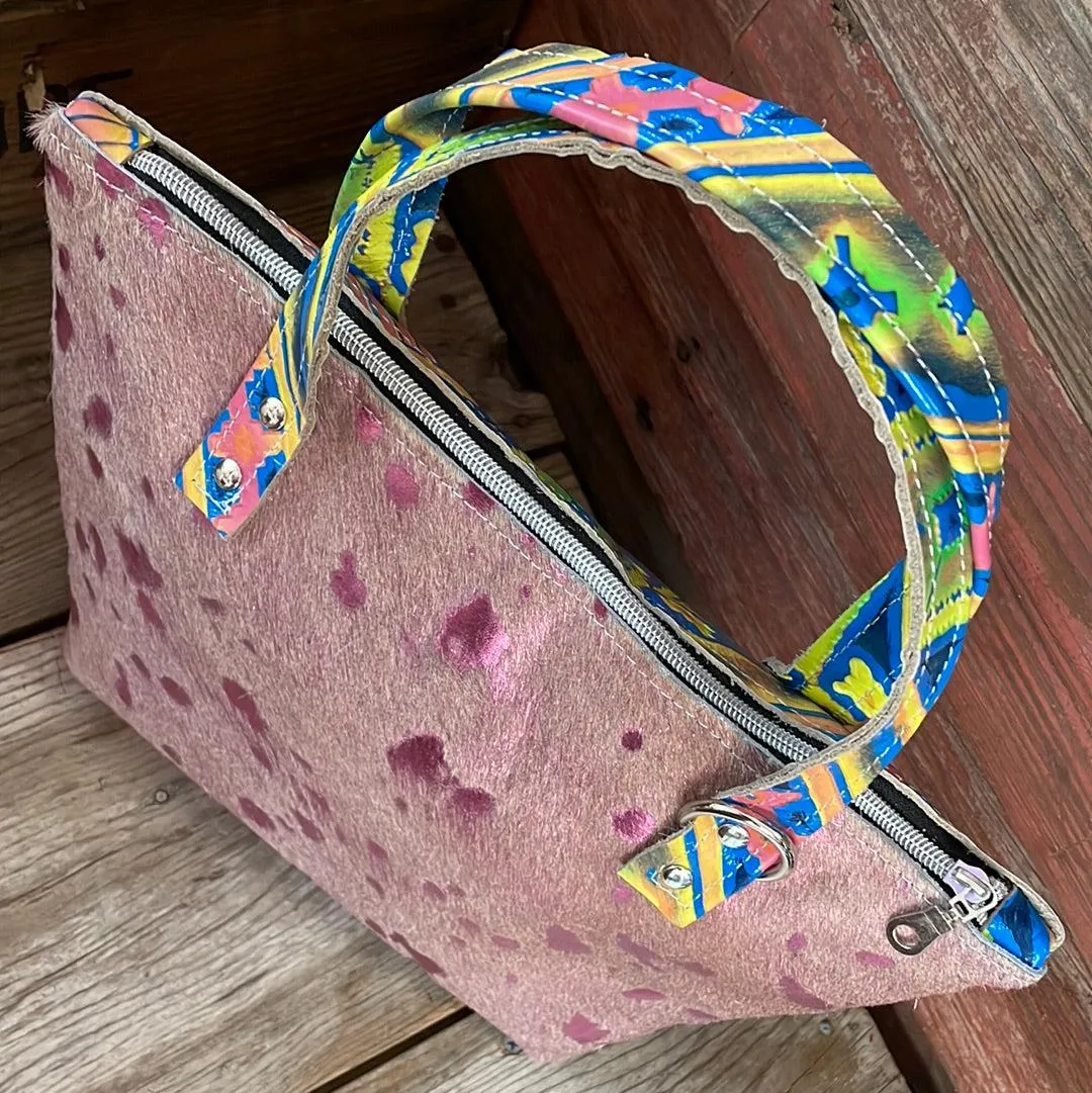 014 Feed Bag - Pink Acid w/ Neon Trip