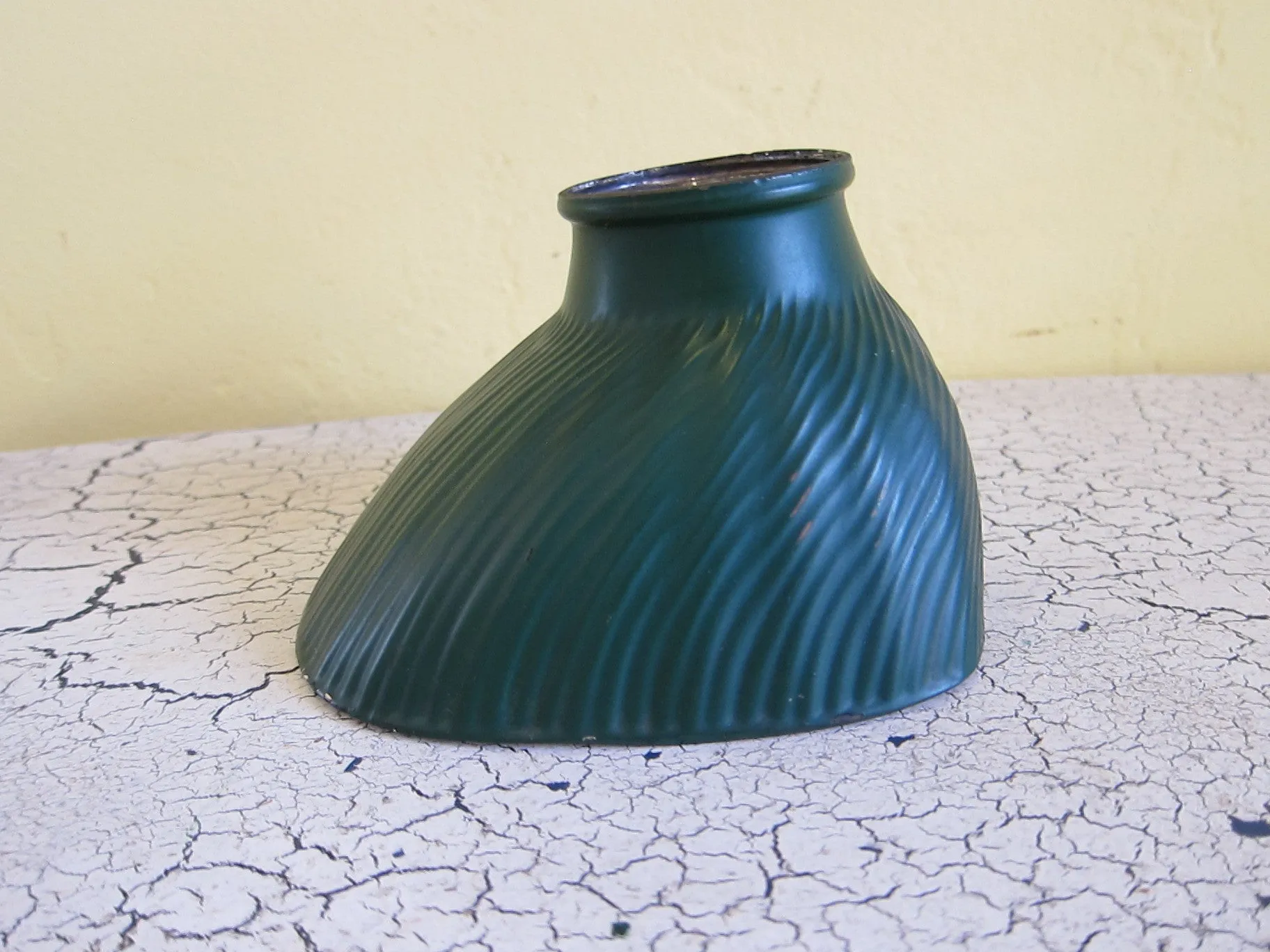 1920's Green Glass Lamp Shade - No 11 Hood junior