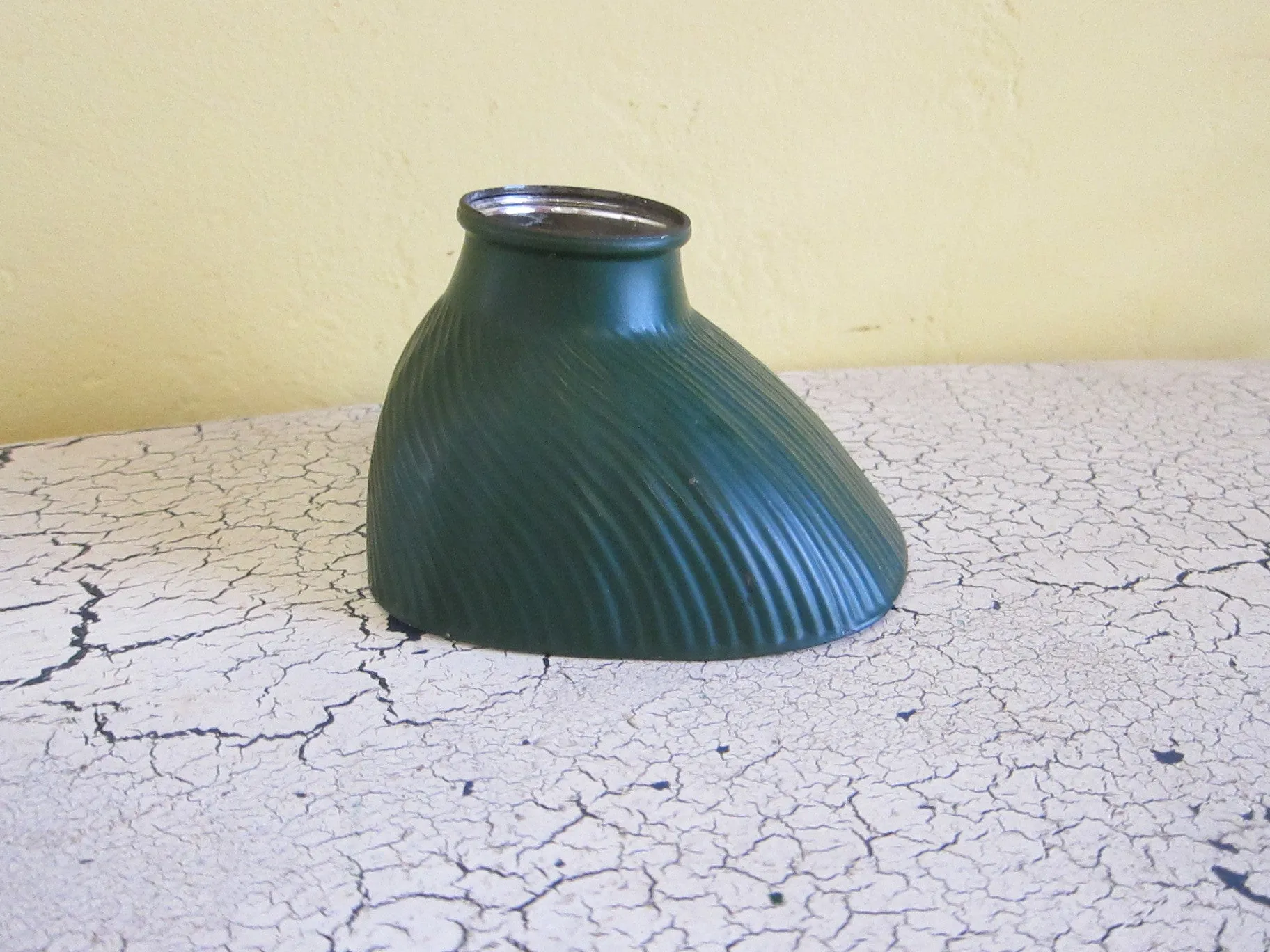 1920's Green Glass Lamp Shade - No 11 Hood junior
