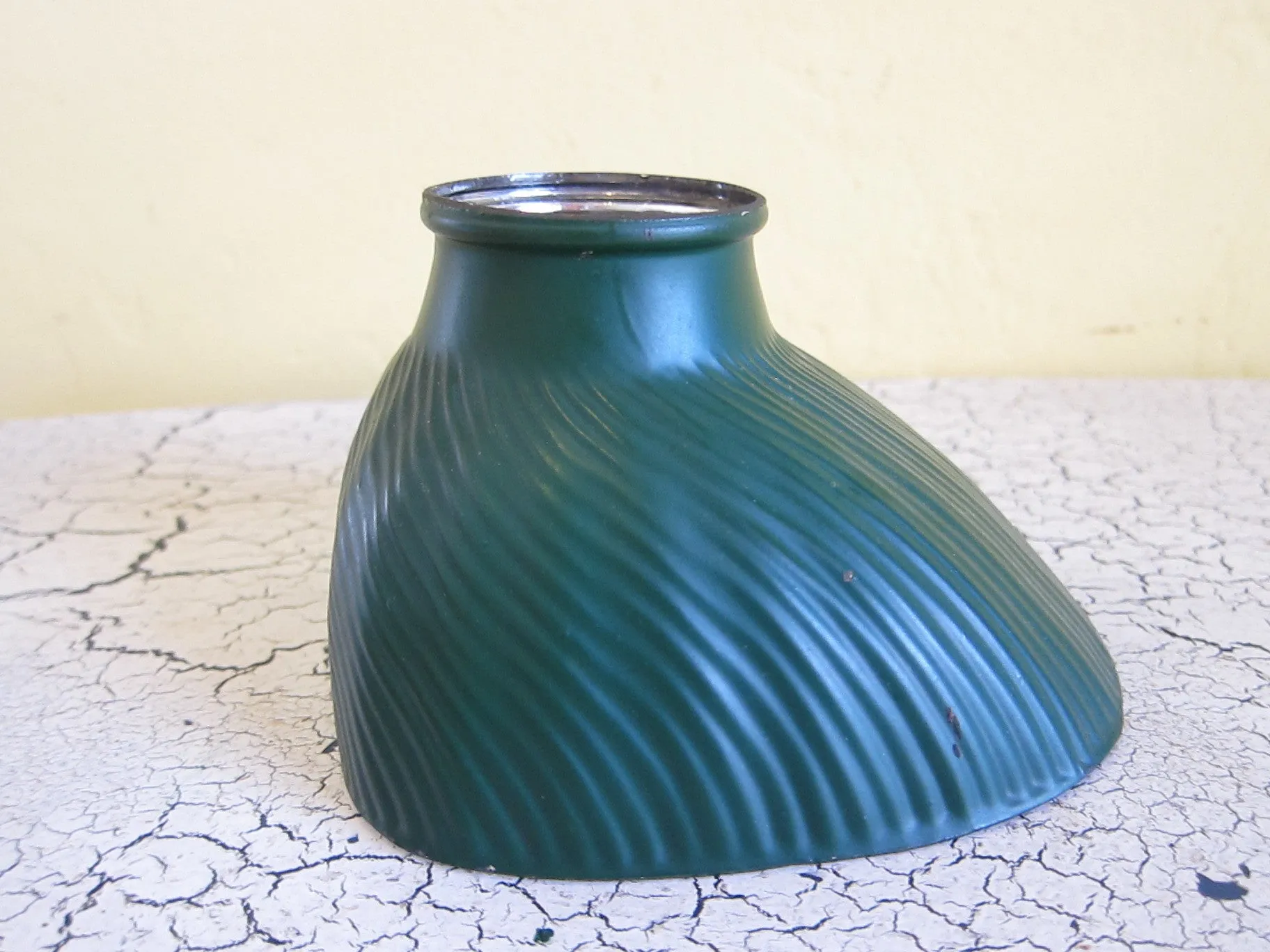 1920's Green Glass Lamp Shade - No 11 Hood junior