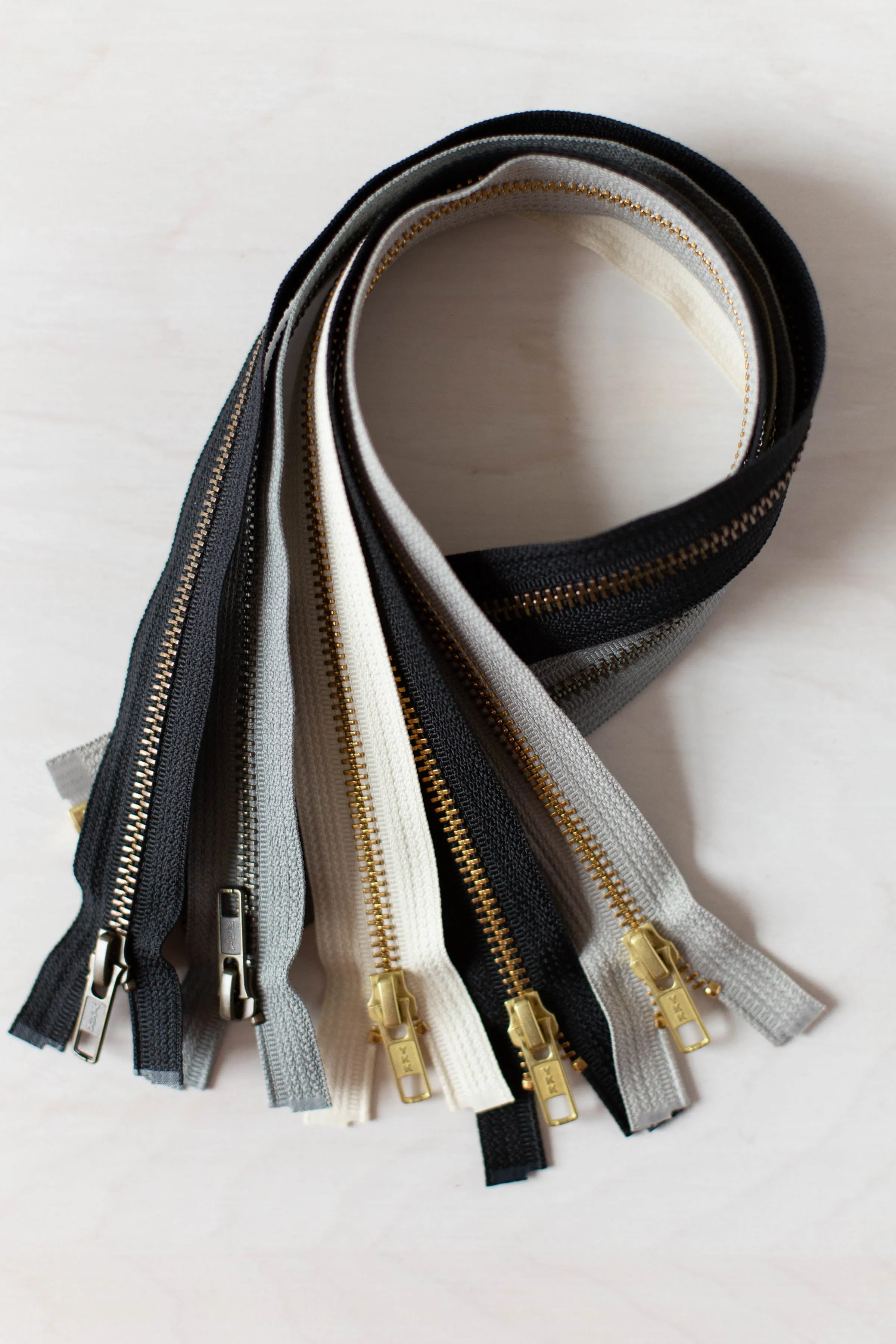 20" Metal Jacket Zipper