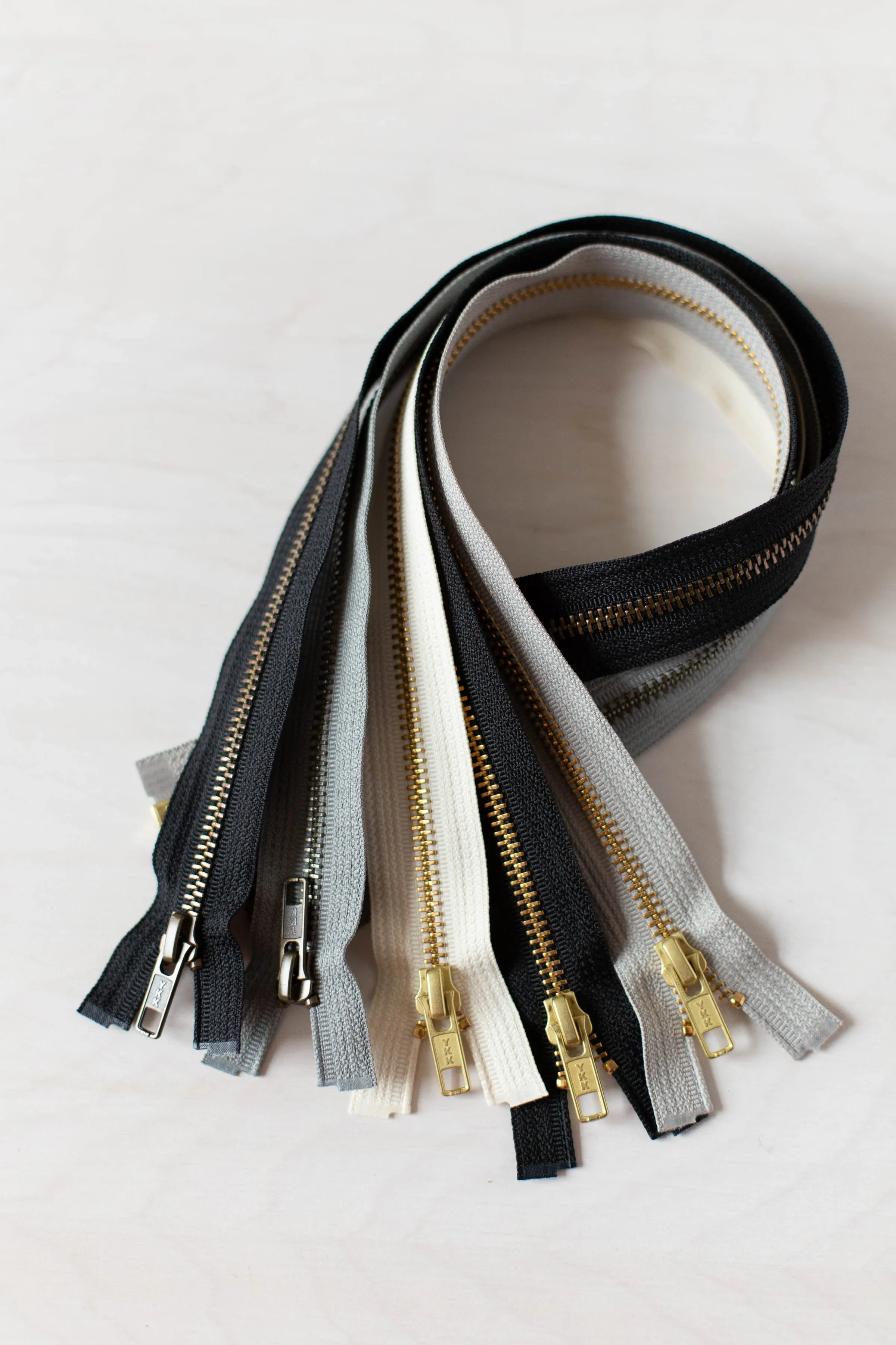 20" Metal Jacket Zipper