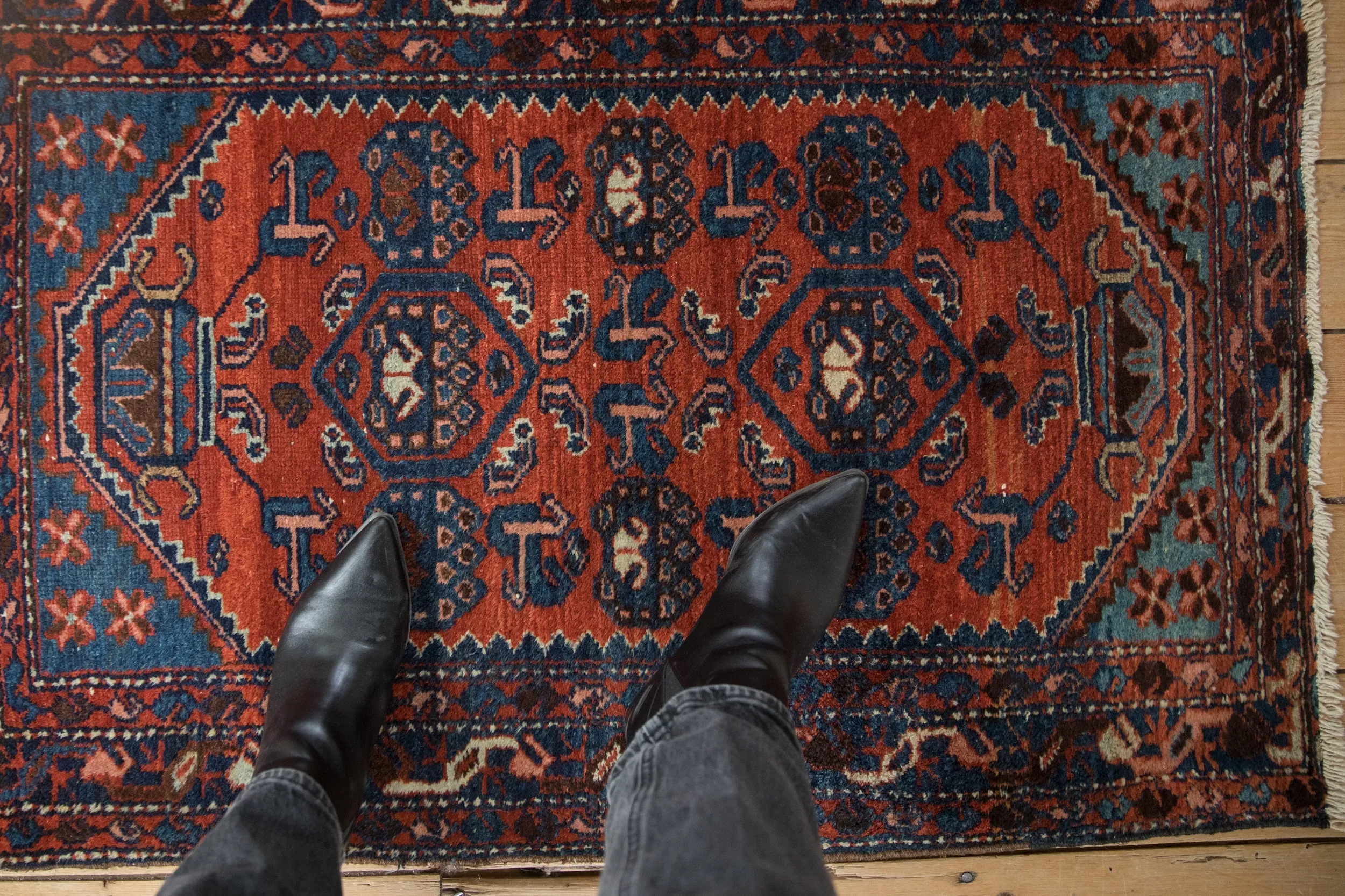2.5x4 Vintage Borchalou Rug