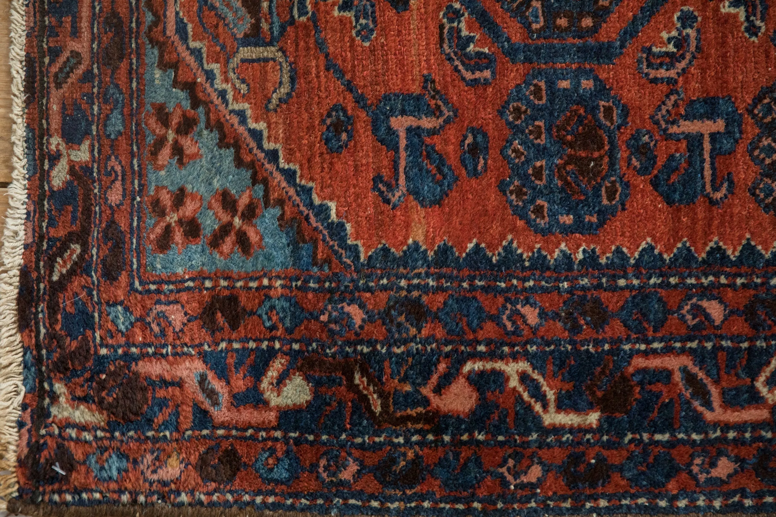 2.5x4 Vintage Borchalou Rug