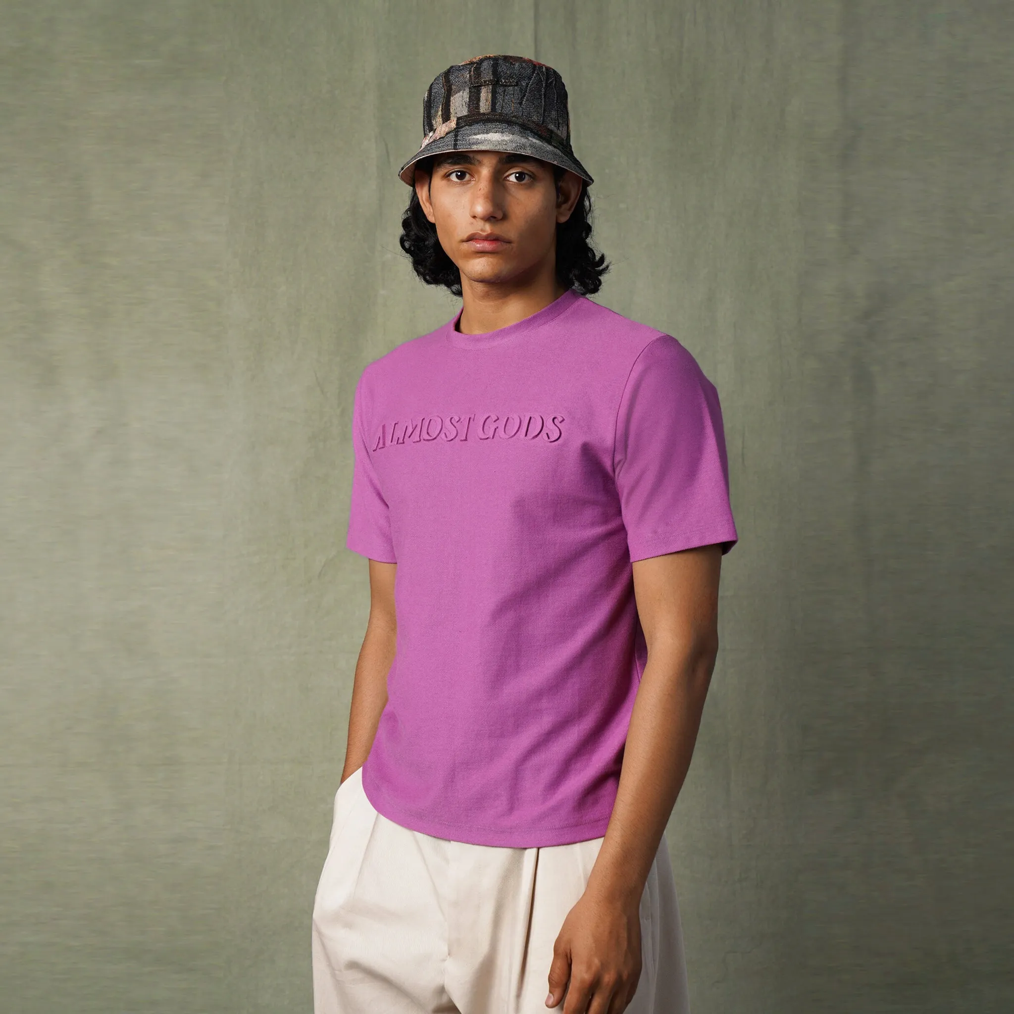 ALMOST GODS EMBOSSED KNIT TEE (MAUVE)