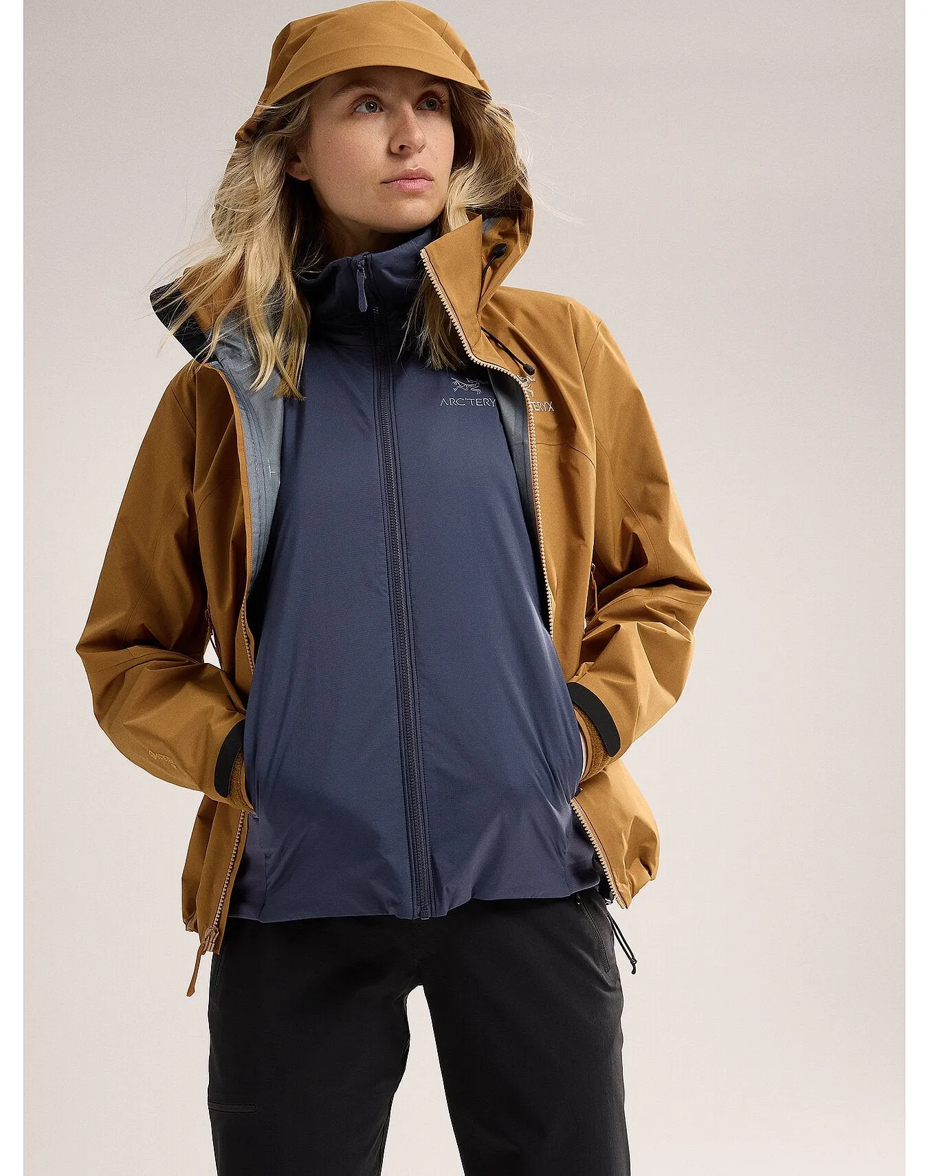 Atom Jacket (Women's) - X000006550 - Past Season