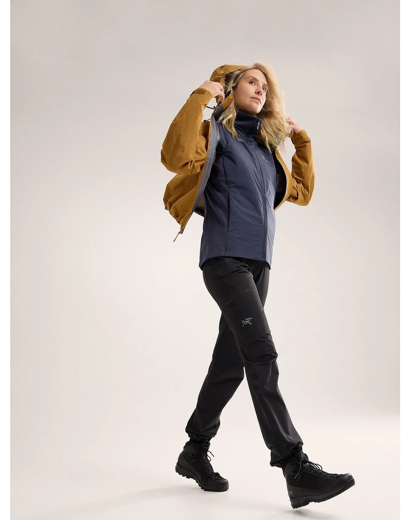 Atom Jacket (Women's) - X000006550 - Past Season
