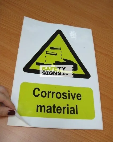 Corrosive Material (W040_VNL)