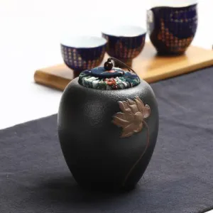 Embossed Ceramic Sealed Tea Jar Vintage 800Ml Tea Storage Hand Made Storage Containers Kung Fu Teaset Accessories Tea Canister