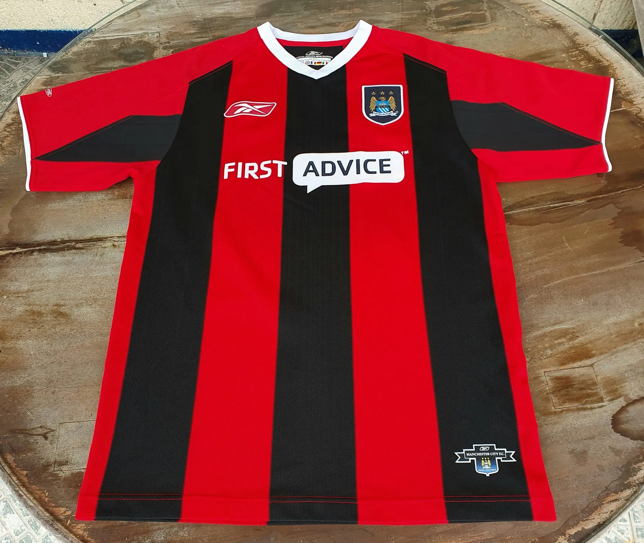 ENGLISH PREMIER MANCHESTER CITY FC 2003-2004 VINTAGE REEBOK AWAY SHIRT SMALL 34-36 OUT OF STOCK !!!