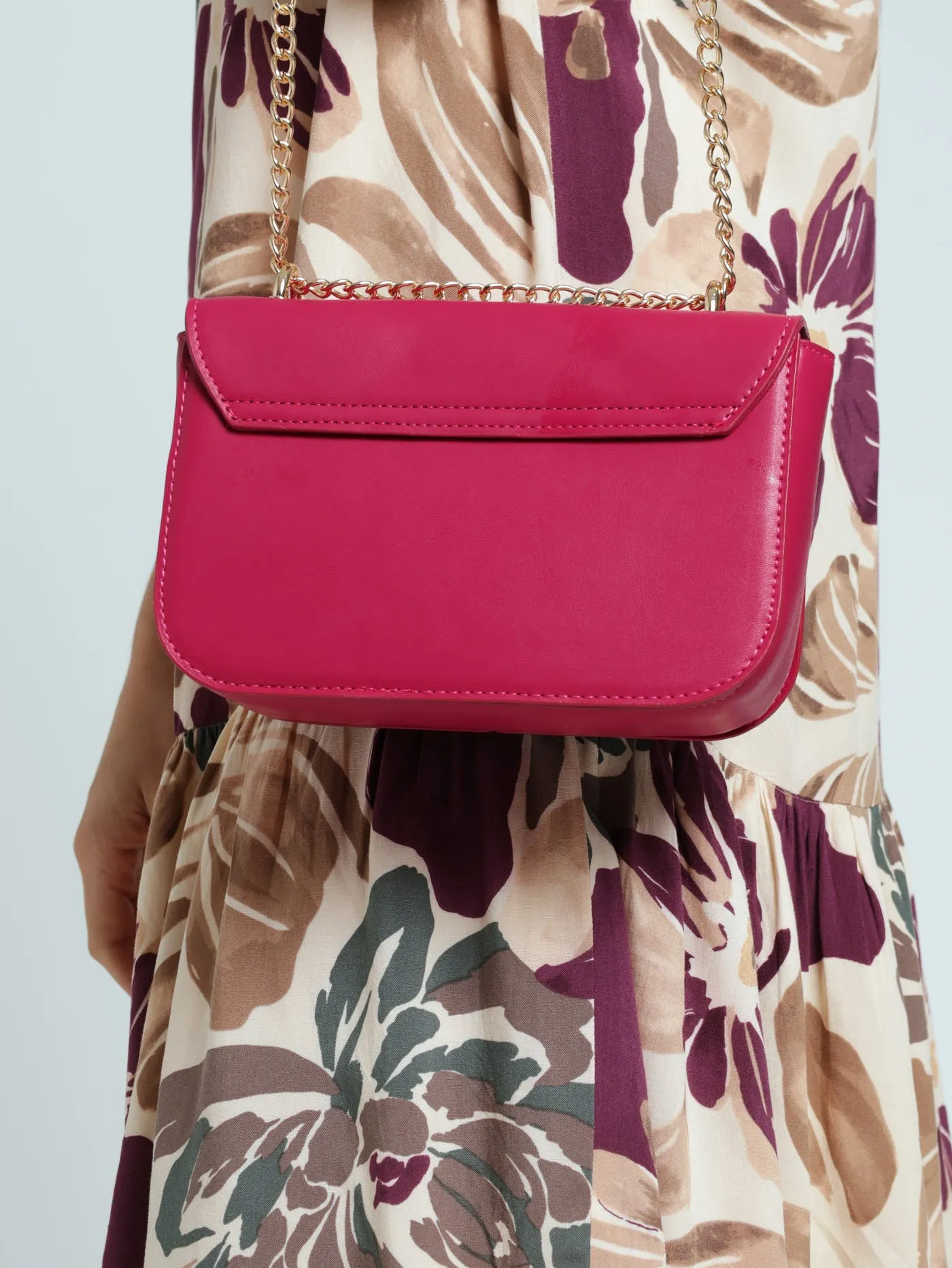 Gold Chain Clasp Satchel Bag - Magenta