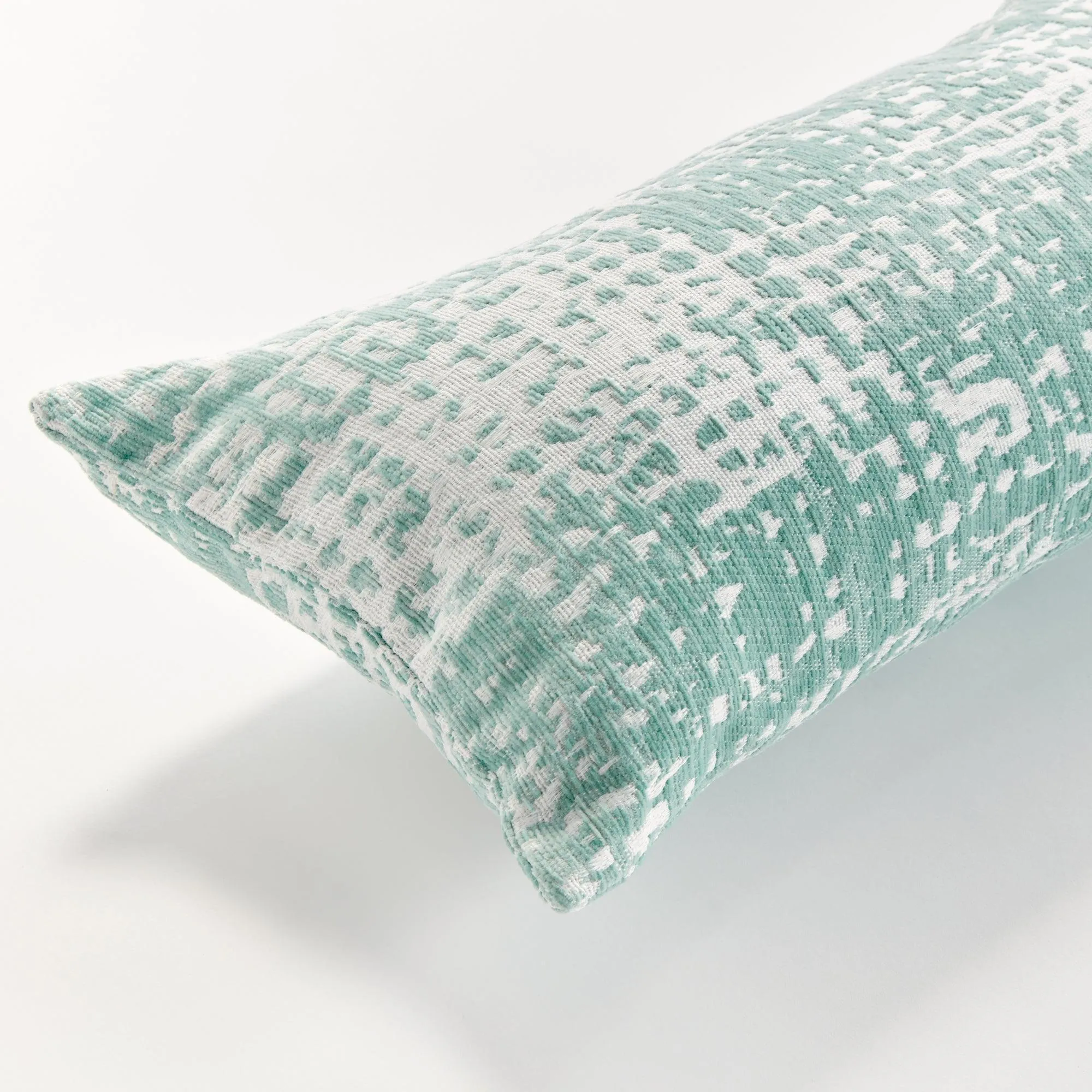 Hana Lumbar Indoor Outdoor Pillow