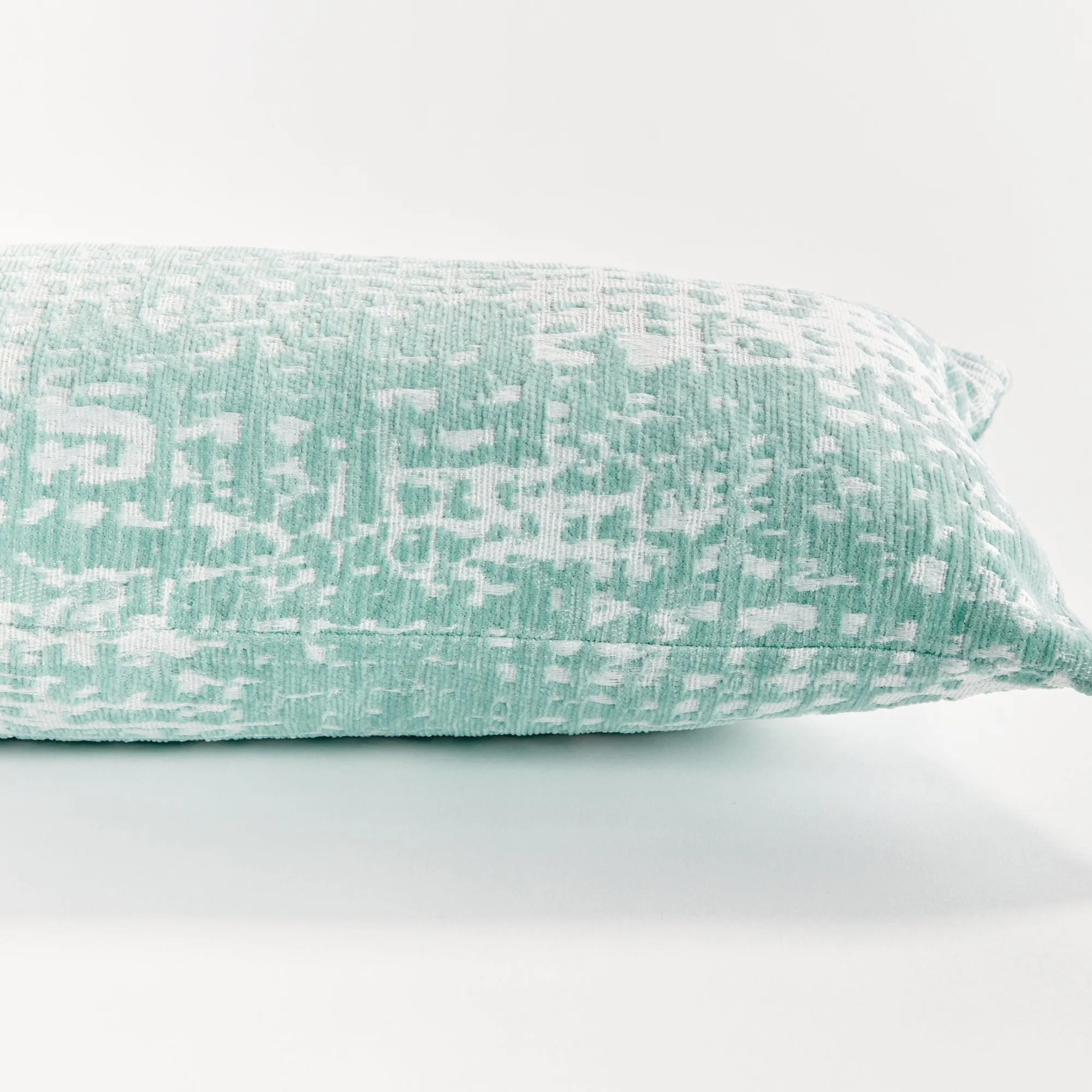 Hana Lumbar Indoor Outdoor Pillow