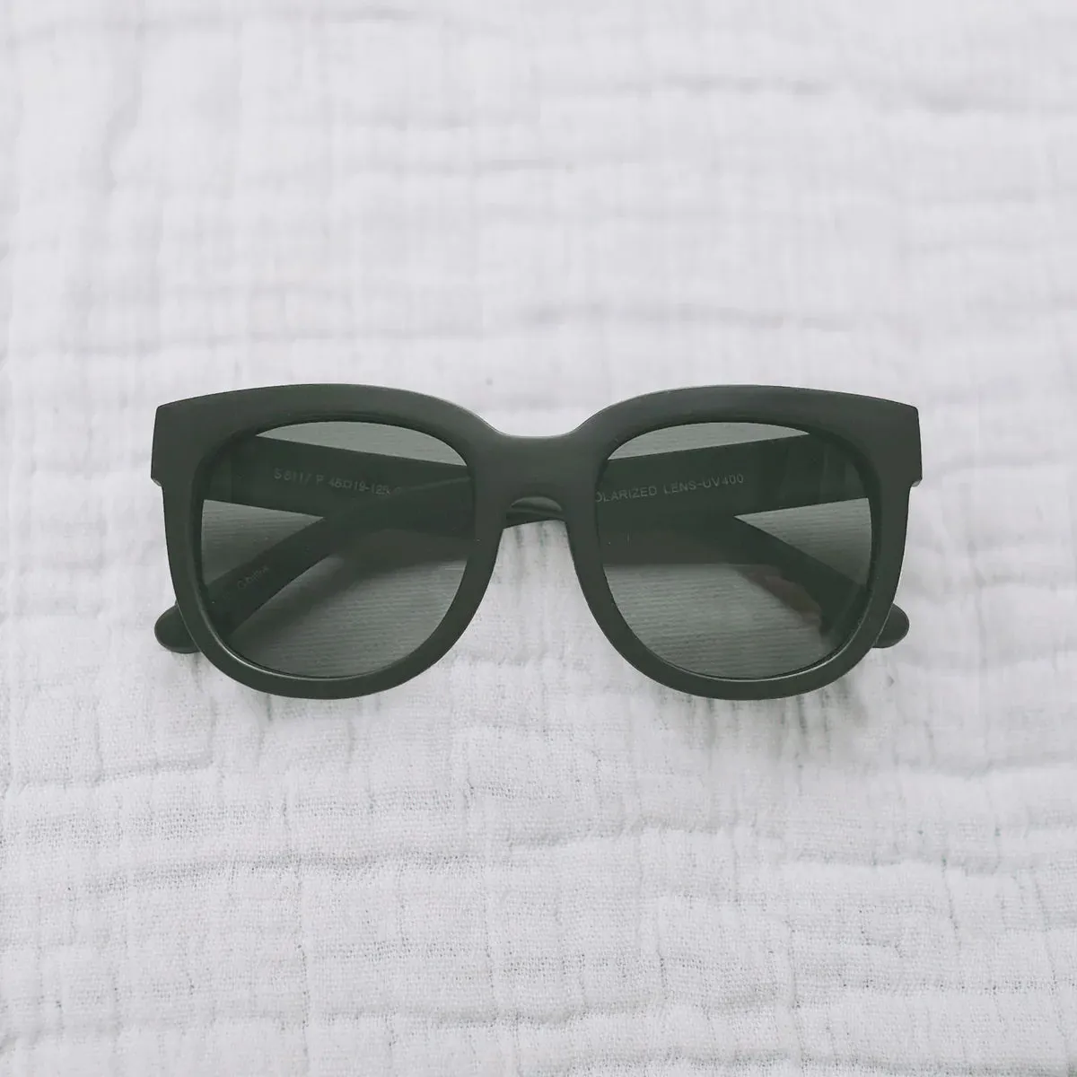 Honeysuckle Swim Company Bold Black Sunglasses (3-6Y)
