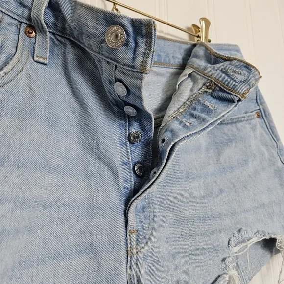 Levi's 501 High Rise Jean Shorts Womens Blue Denim Button Fly Distressed Size 33