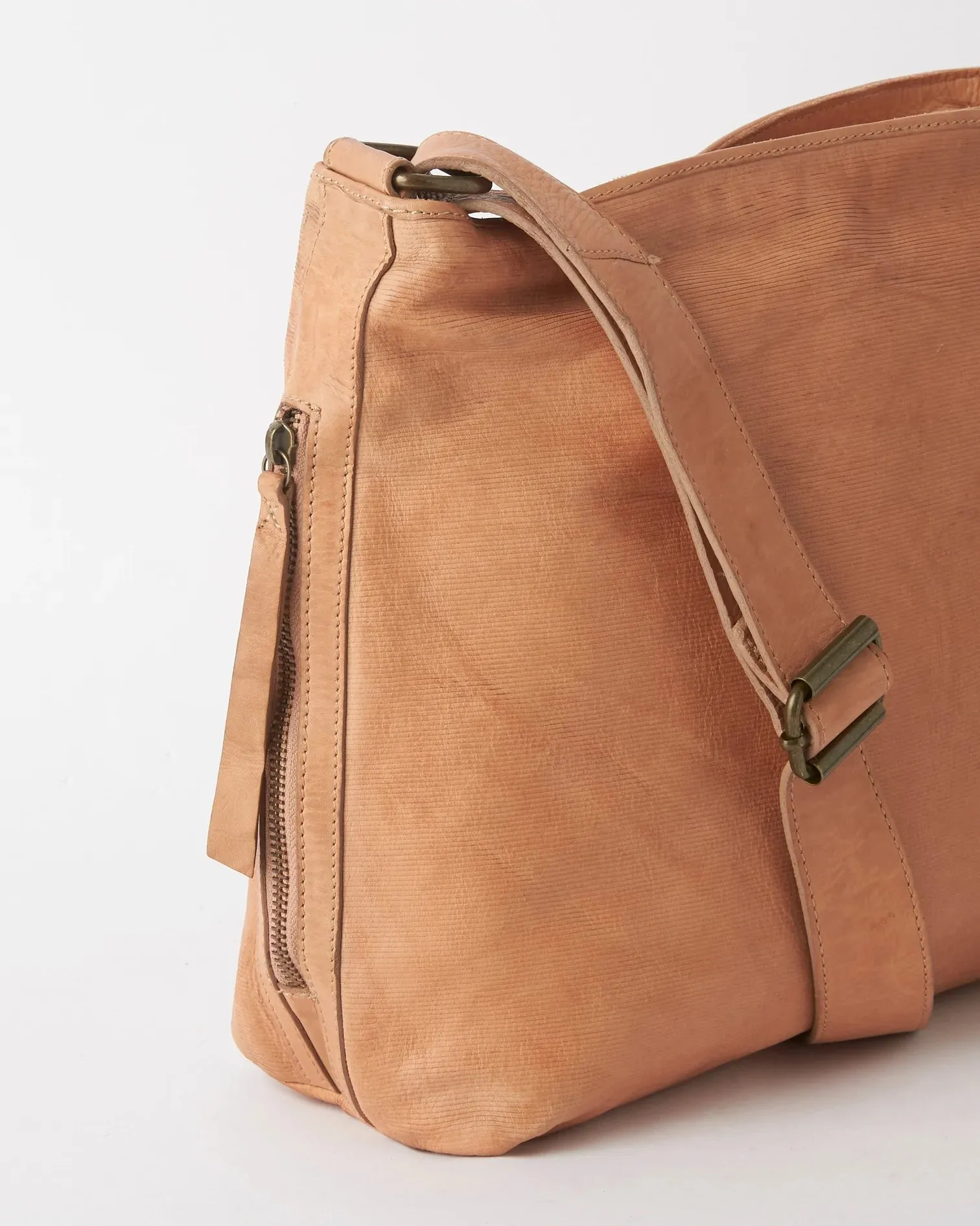 LINEA SLOUCHY | TAN