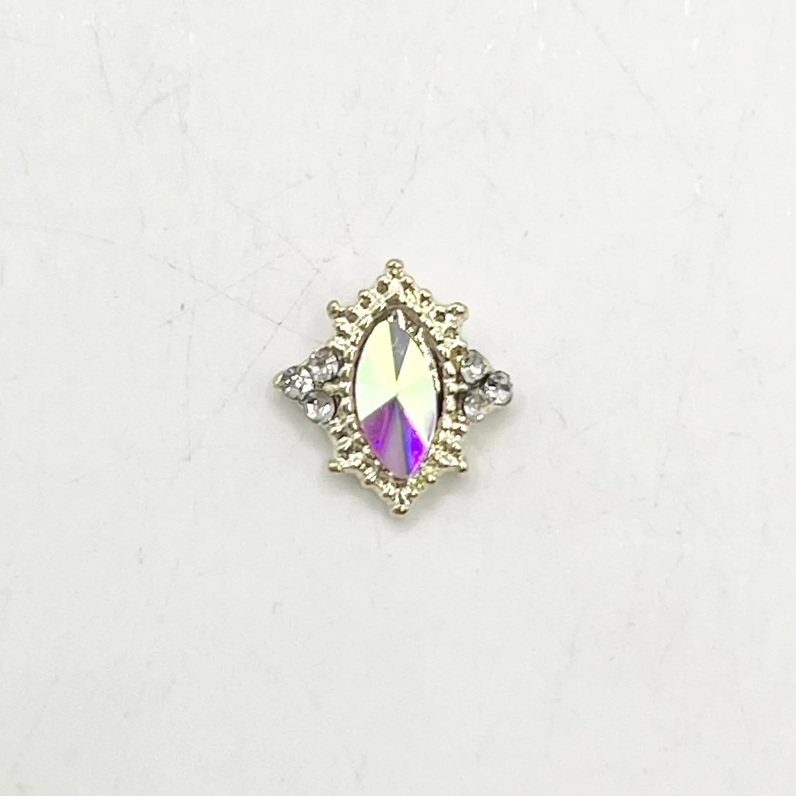 Queen - Nail Charms 10pc - #005 Gold Iridescent Ovals