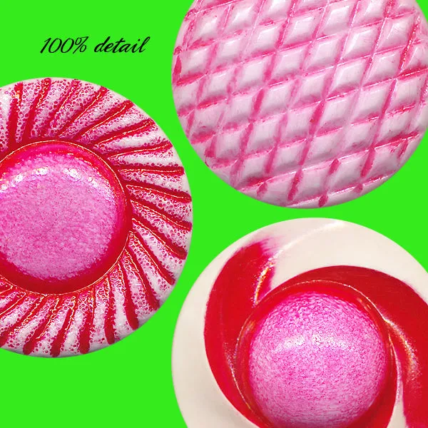 Retro Buttons Painted, Volume 04