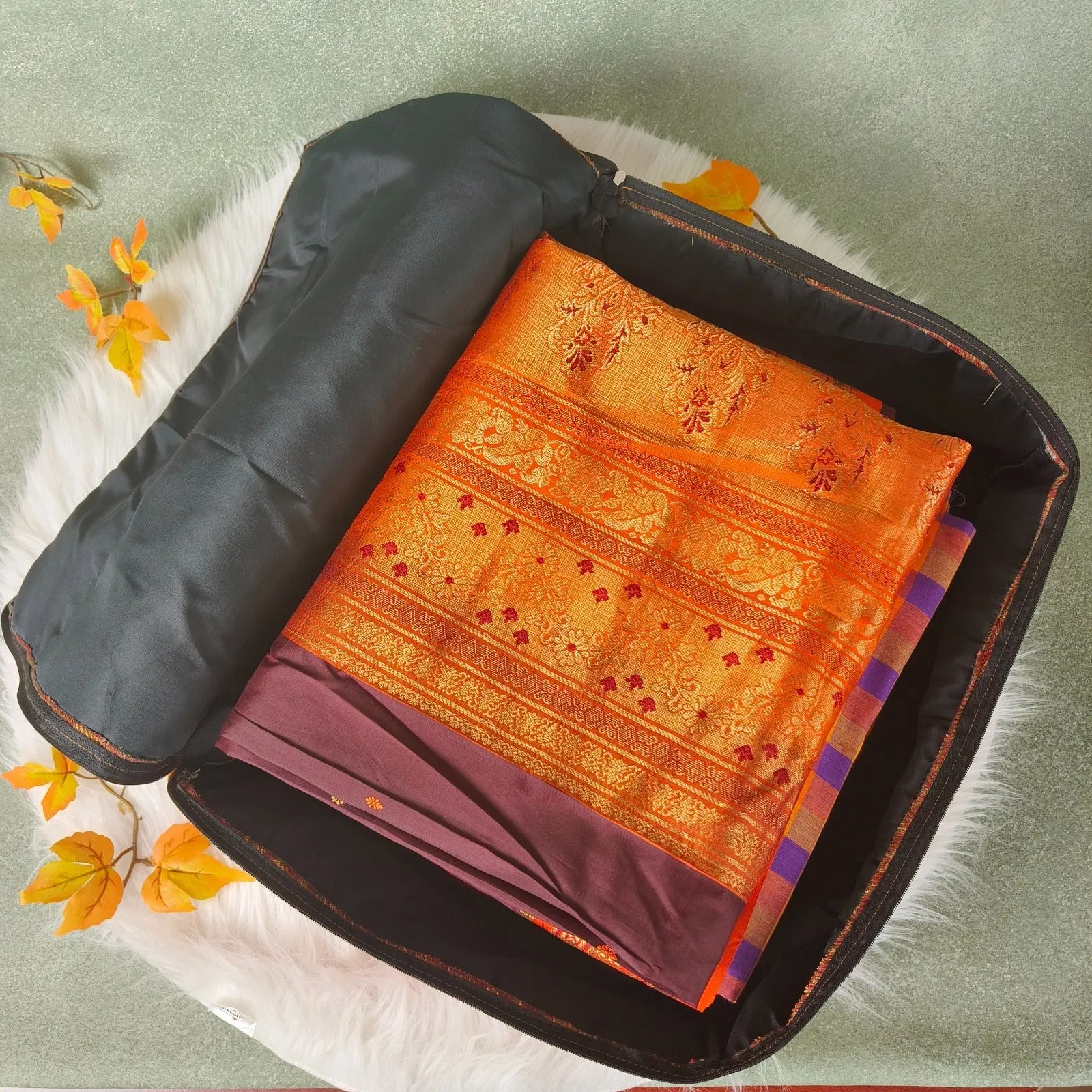 Saree Storage Bags Magenta Brocade Diamond weaves