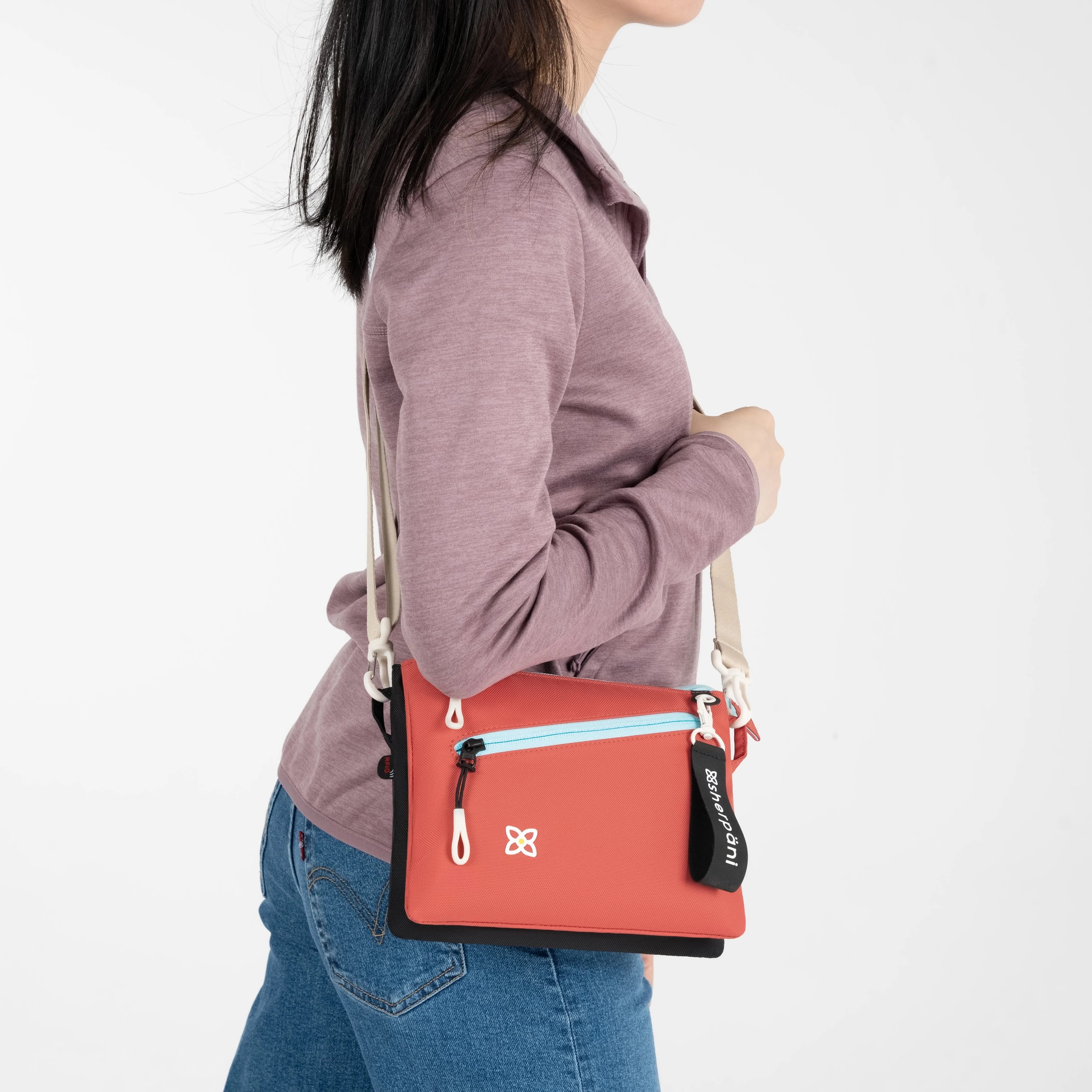 Sherpani Zoom Crossbody reef