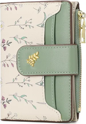 Small Leather Bifold with Zipper Pocket