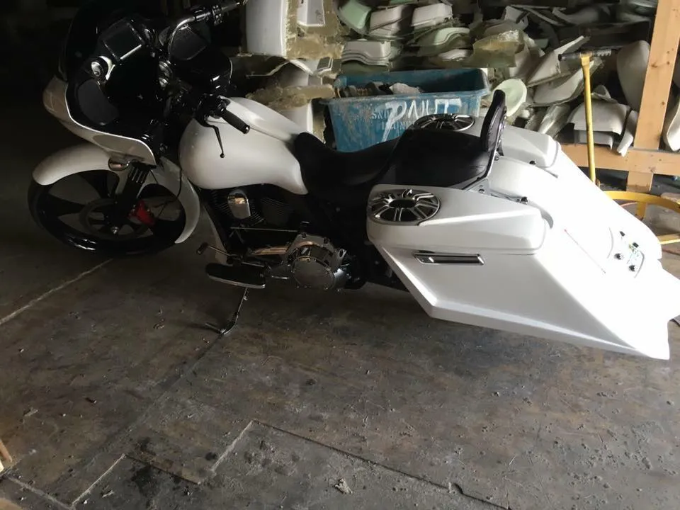 Trendsetter Saddlebag Kit Sale for Harley Touring Bikes SKU: RAVETSALE1