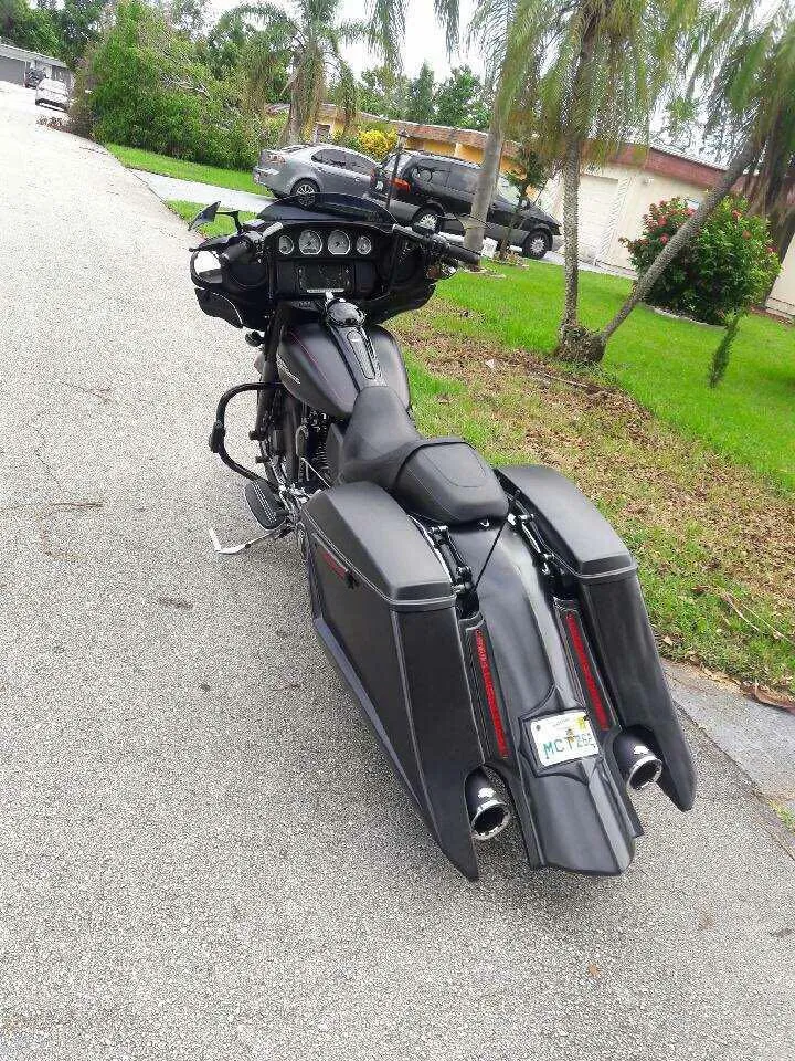 Trendsetter Saddlebag Kit Sale for Harley Touring Bikes SKU: RAVETSALE1