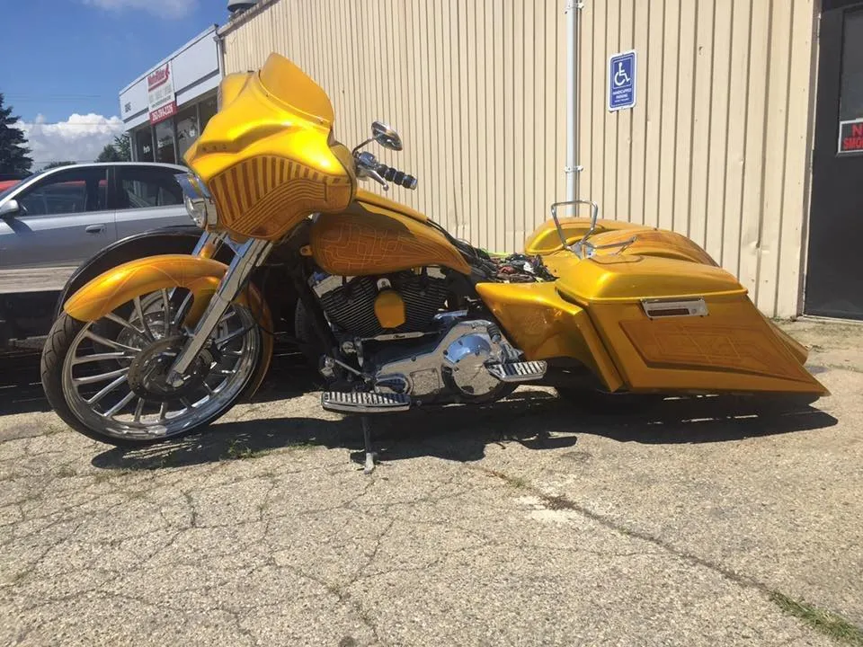 Trendsetter Saddlebag Kit Sale for Harley Touring Bikes SKU: RAVETSALE1
