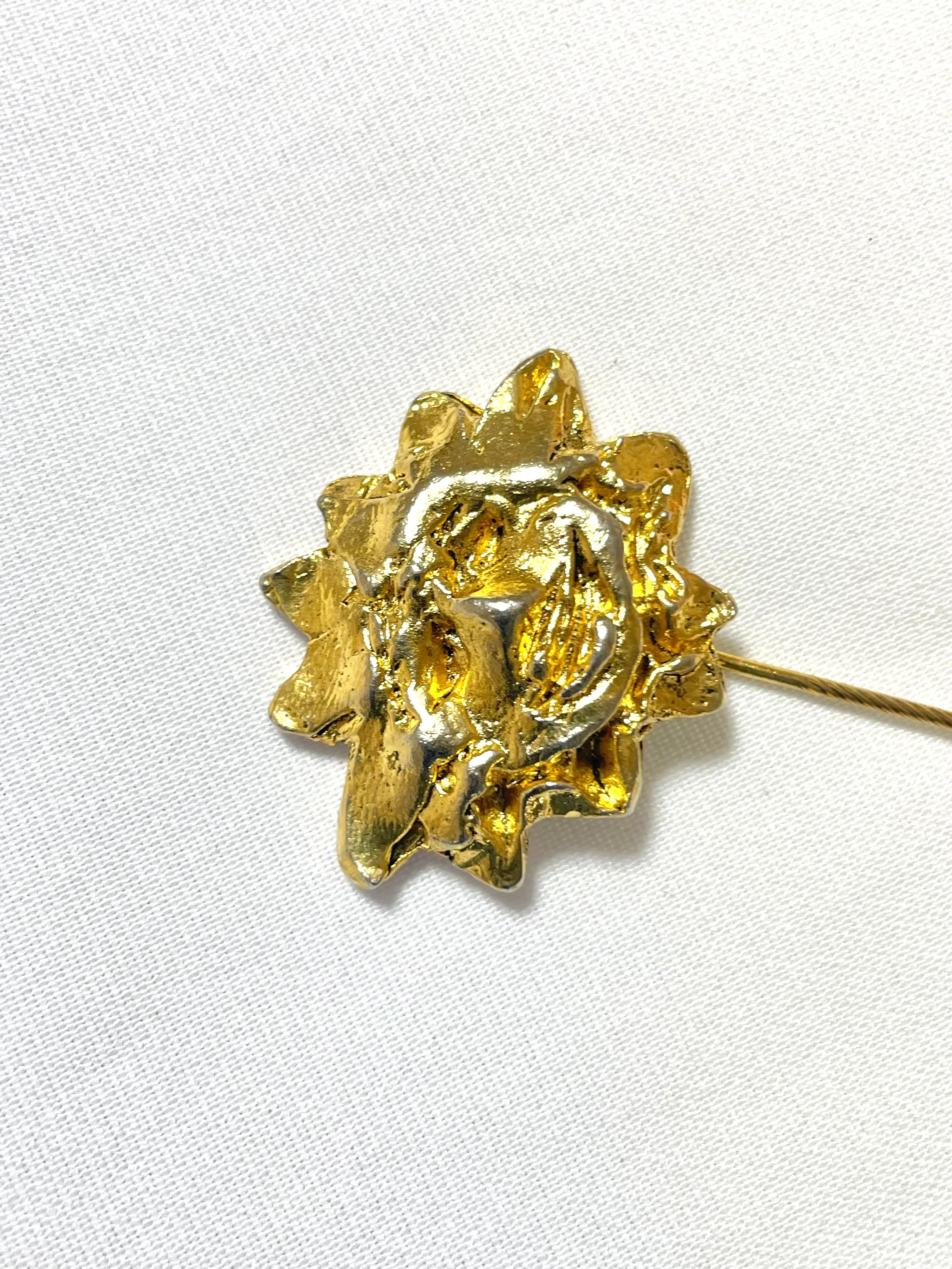 Vintage HERMES gold tone smiley sunshine face brooch pin, hat pin, jacket pin. Bijouterie Fantaisie collection. 070218ys11