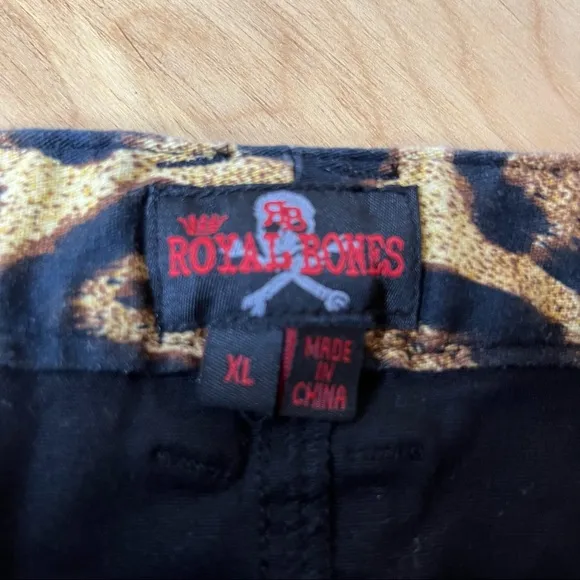 Vintage Royal Bones Chain, Zippers Accent  Black Miniskirt