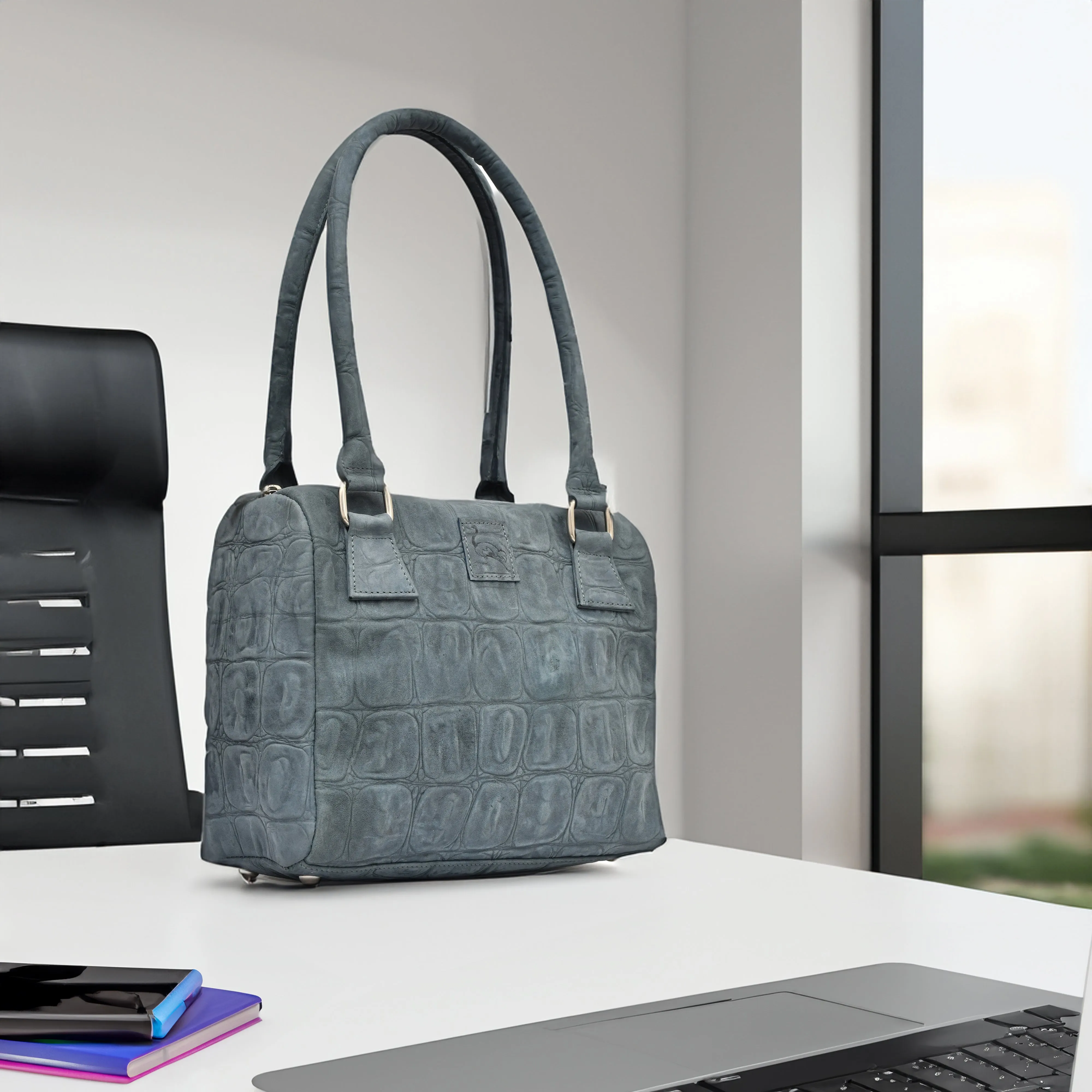 Women Black Medium-Size Leather Bag Style Code 3002Navy Blue
